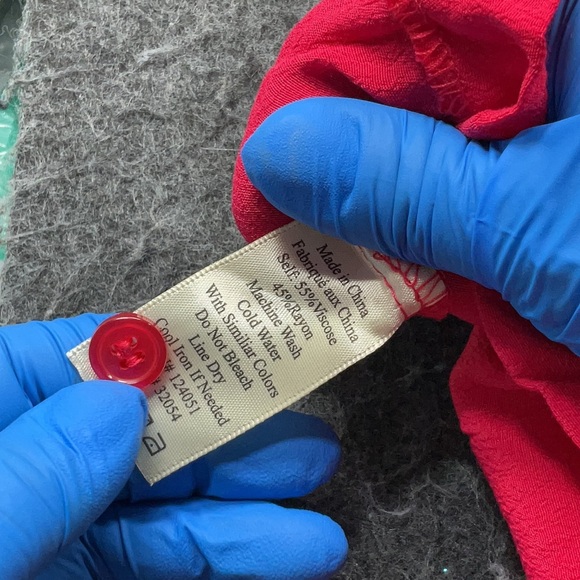 Women's Red Button-Up Blouse 3/4 Sleeve size Small Porridge for Anthropologie - Picture 4 of 4